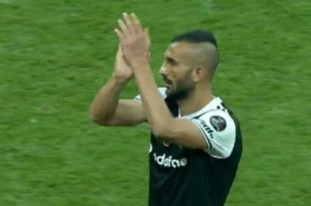 Başakşehirli Yalçın Ayhan Beşiktaş forması giydi
