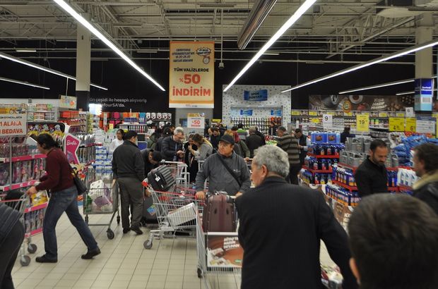 CarrefourSA’nın Fırsat Gecesi’nde 400 bin ürün satıldı