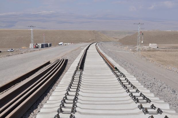 Afganistan'ı Avrupa'ya bağlayacak demiryolu hattı açıldı