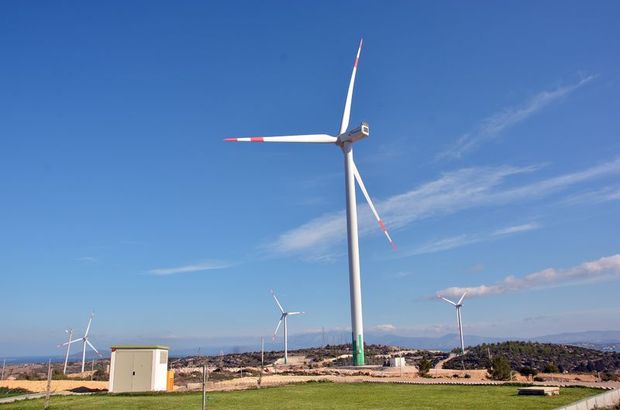 Aksa Enerji  rüzgar enerjisi santralini Güriş'e sattı