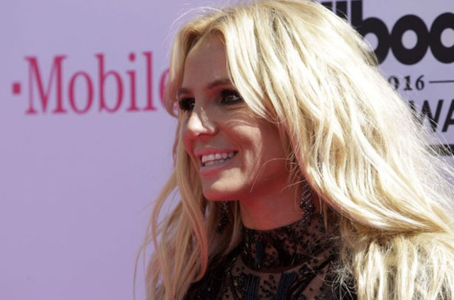Britney Spears öldü haberi ortalığı karıştırdı