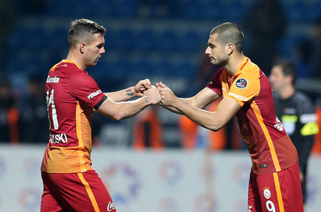 Galatasaray'da Podolski'nin yerine Eto'o geliyor!