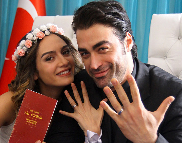 Sarp Levendoğlu ile Birce Akalay'ın boşanma nedeni belli oldu | H. Bunu Konuşuyor Haberleri