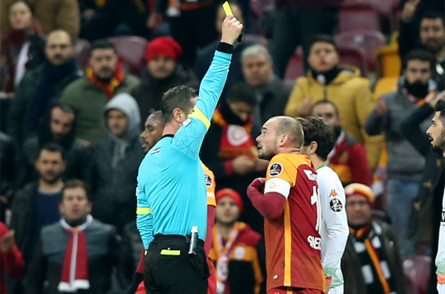 Galatasaray yönetiminden Sneijder'a ikinci ceza!