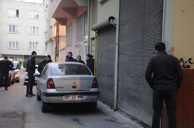 Gaziantep'te 2 kişiyi rehin alan zanlı teslim oldu