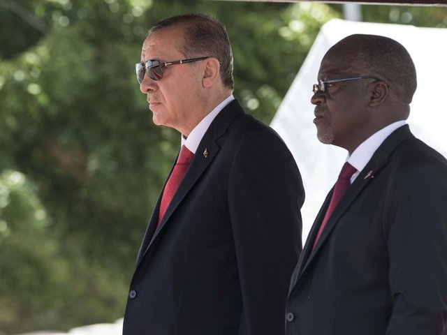 Cumhurbaşkanı Erdoğan Tanzanya'da tamtam çaldı