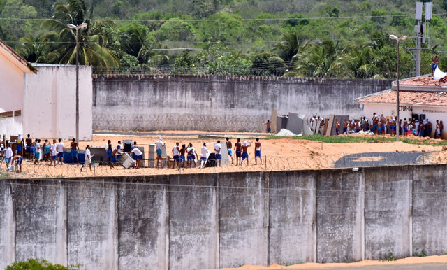 Brezilyalı mahkûmlar birbirini yemiş
