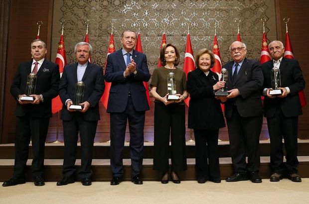 Kültür ve Turizm Bakanlığı Özel Ödülleri takdim edildi