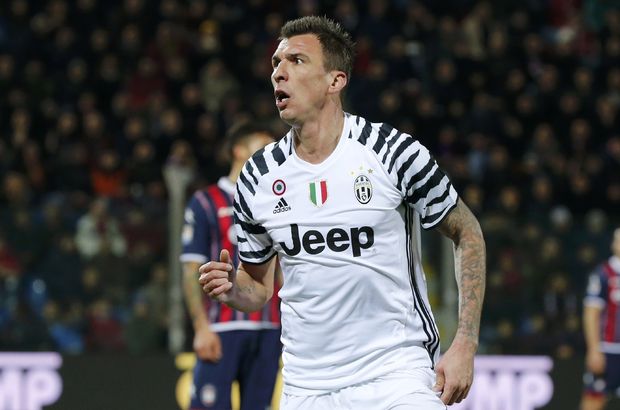 Galatasaray'da Mandzukic sürprizi