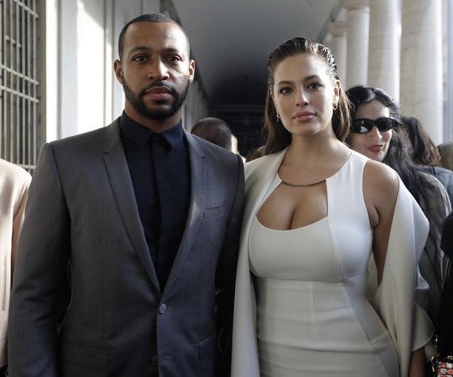 Ashley Graham ilgi odağı oldu