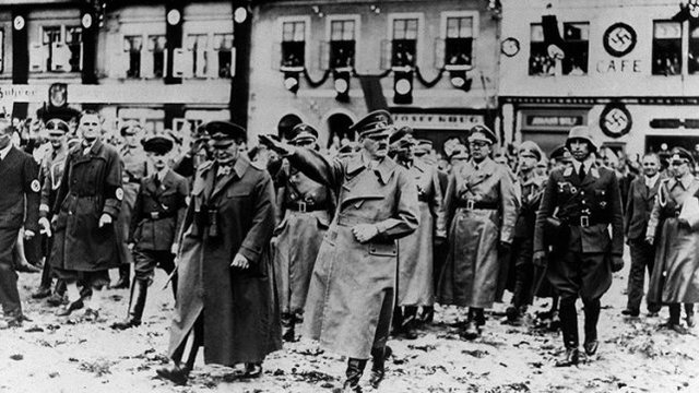hitler in hic bilinmeyen fotograflari