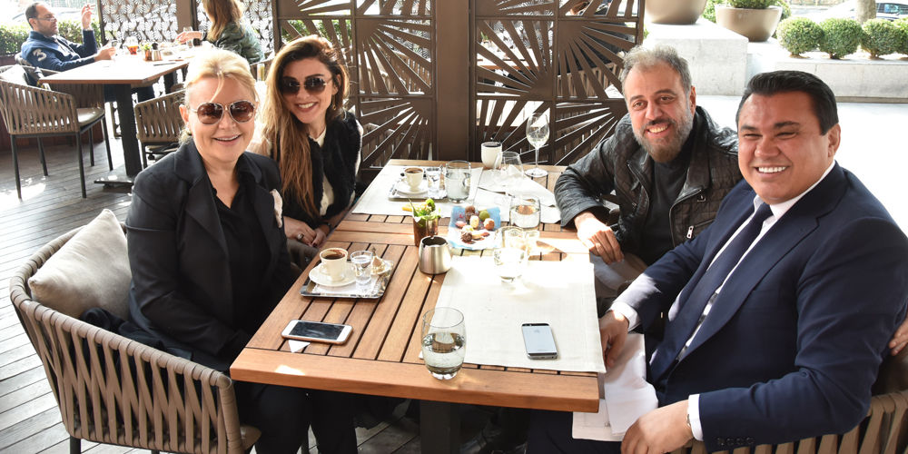 Kahkaha dolu bir sohbet