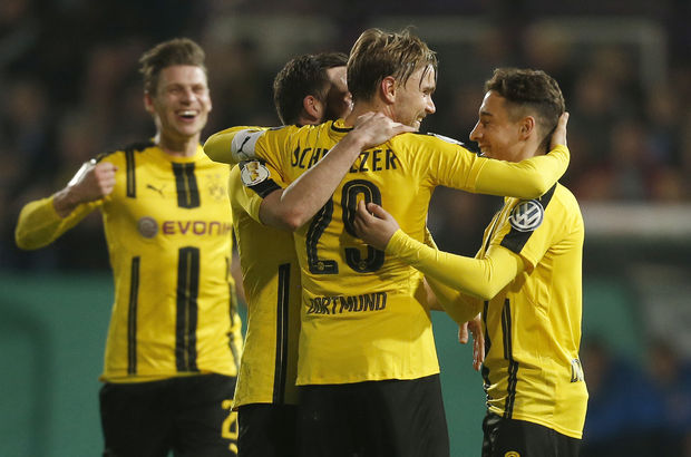 Dortmund yarı finalde