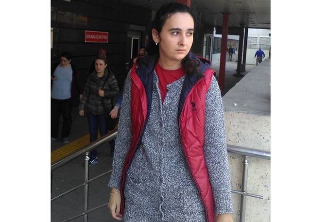 Otizm hastası Merve İrican'ın ücretsiz yolcu kartı iptal edildi