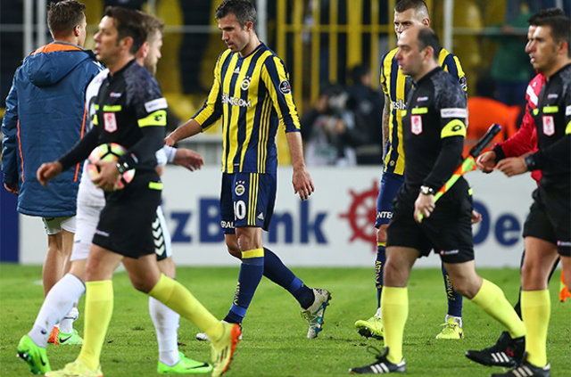 Fenerbahçe dağıldı, Samandıra'da herkes kafasına göre takılmaya başladı