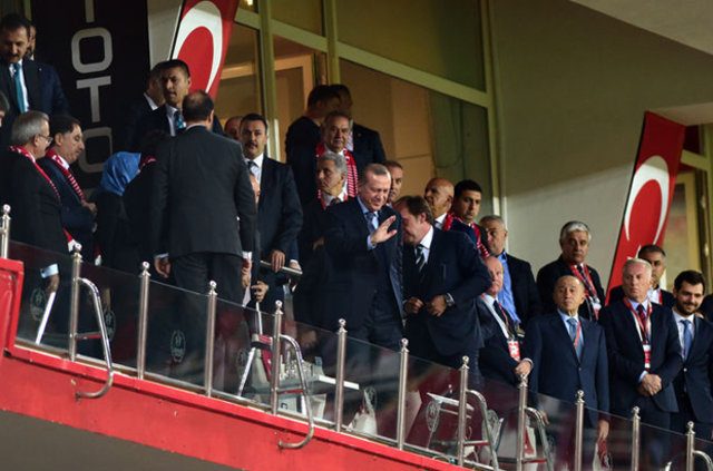 Cumhurbaşkanı Erdoğan, Türkiye - Finlandiya maçında