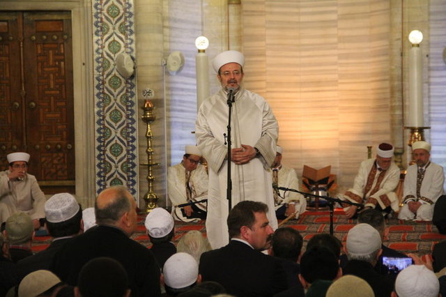 Diyanet İşleri Başkanı Görmez Regaip Kandili'ni Selimiye Camisi'nde kutladı