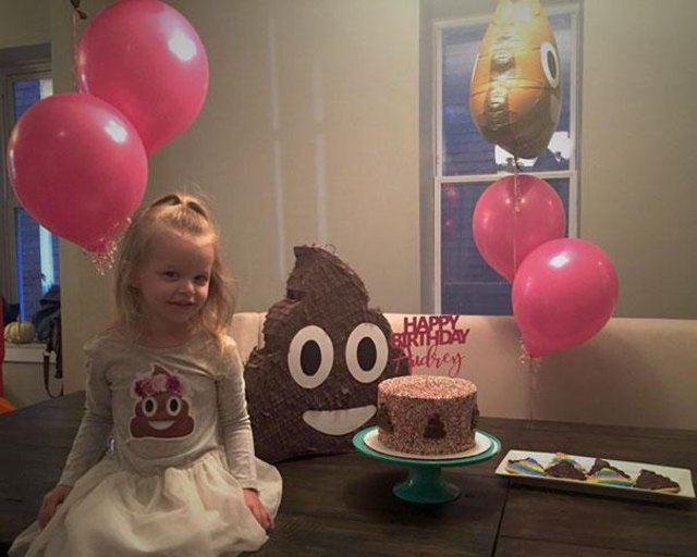 3 yaşındaki Audrey'den "kaka" temalı doğum günü partisi!