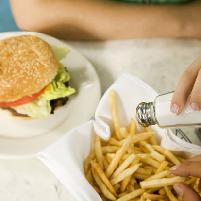 Fast-food beslenme 'kalpten' götürüyor - Sağlıklı Beslenme