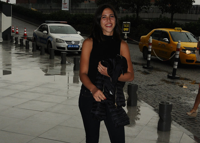 'Zehra Çilingiroğlu, Londra'daki okulunu bıraktı' iddiası!