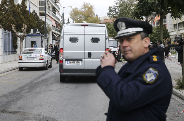 Yunanistan'a kaçan darbeci askerler için mahkeme süreci yeniden başlıyor
