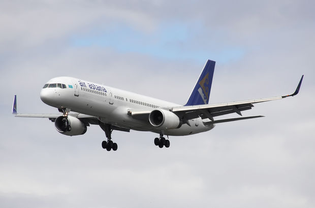 Sigara içtiği tespit edilen Türk yolcu uçaktan indirildi
