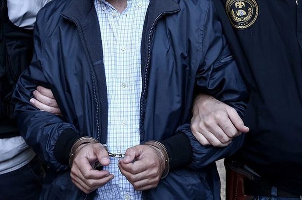 İzmir'deki izinsiz gösteride gözaltına alınan 25 kişiden 7'si tutuklandı
