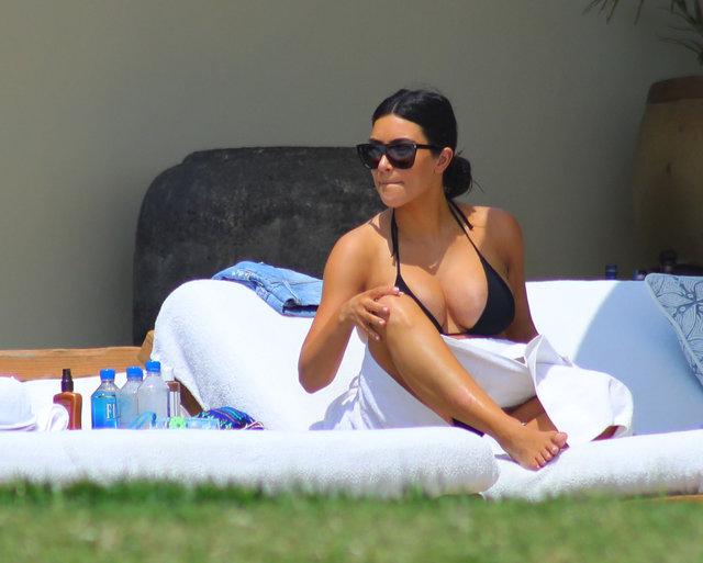 Kim Kardashian Meksika'da