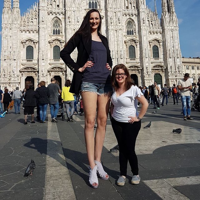 Rusya'nın en uzun boylu kadını Ekaterina Lisina