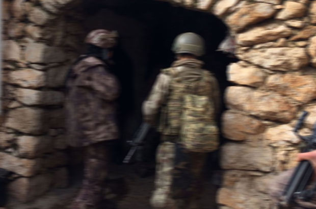 Van'ın Çatak ilçesinde PKK'lı 3 terörist etkisiz hale getirildi