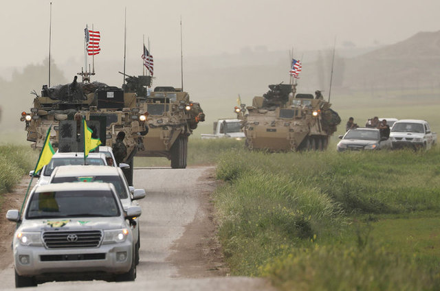 ABD zırhlıları Türkiye sınırından birkaç yüz metre uzakta!