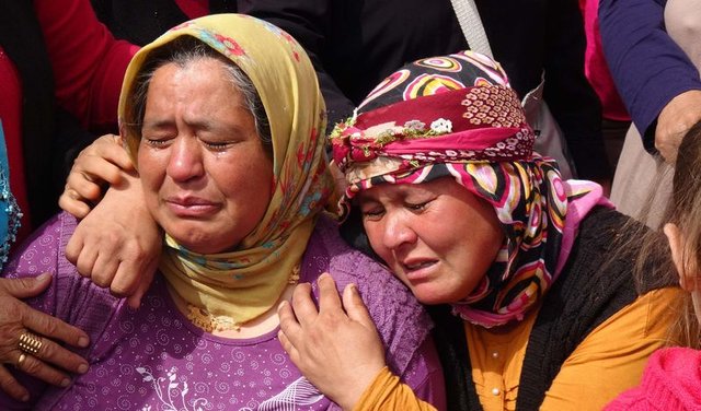 Mersin'de denizde boğulan 2 arkadaşın cenazesi defnedildi