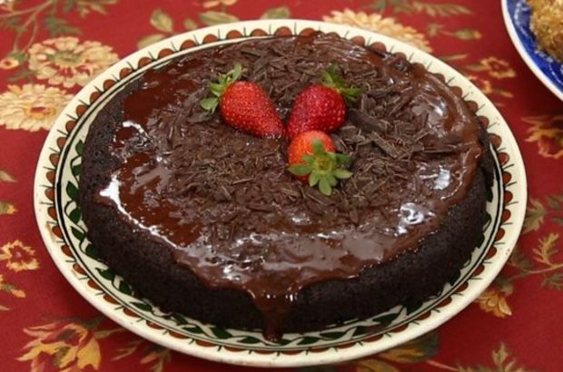 Pratik çikolatalı pasta tarifi ve malzemeleri! Pratik çikolatalı pasta nasıl yapılır?