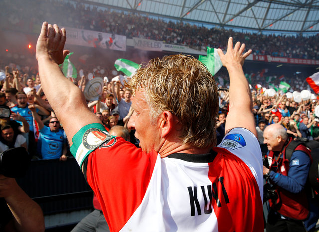 Dirk Kuyt, birlikte oynadığı futbolculardan en iyi 11'ini seçti. İşte Dirk Kuyt'ın en iyi 11'i