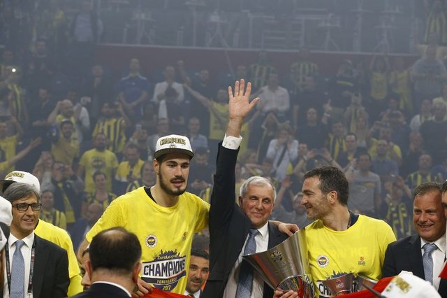 Fenerbahçe Başantrenörü Zeljko Obradovic 9. zaferini elde etti!