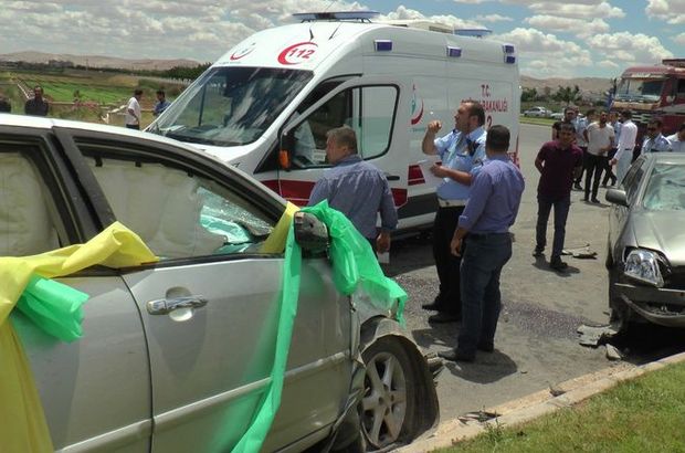 Şanlıurfa'da düğün konvoyunda kaza: 7 yaralı