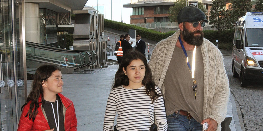 Kızları ile vakit geçirdi