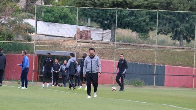 Gaziantespor'da 7 futbolcu ayrıldı