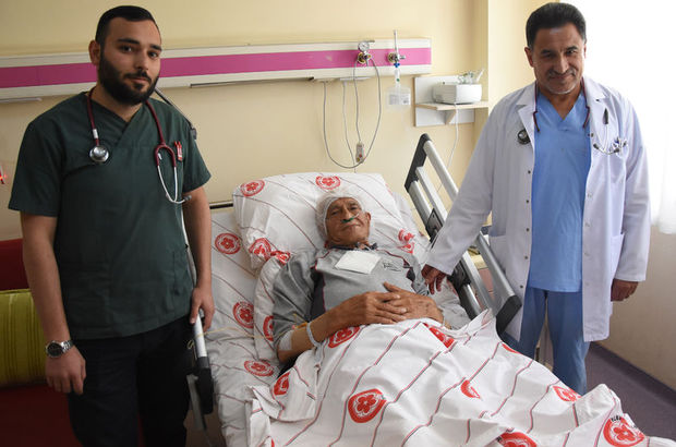 Sivas'ta yaşayan Hüseyin Aycan'ın aort damarı yırtıldı, vücudundaki kan karnına doldu!