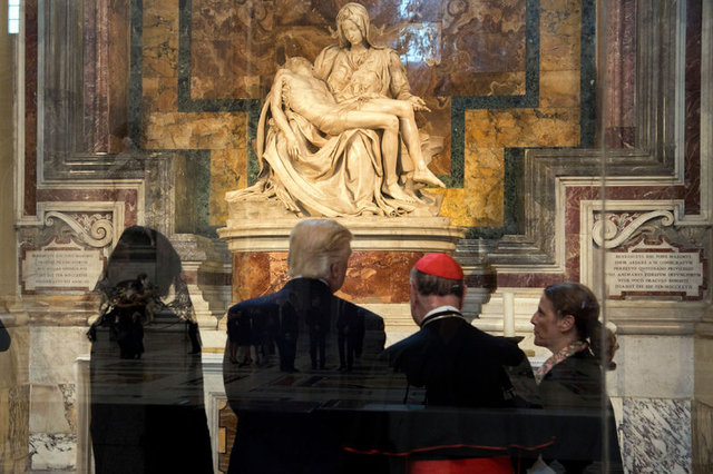 Donald Trump ile Papa Franciscus Vatikan'da buluştu