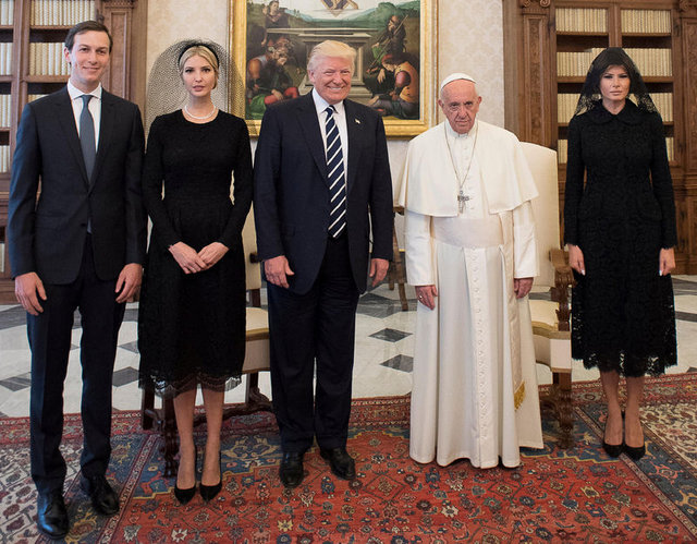 Donald Trump ile Papa Franciscus Vatikan'da buluştu