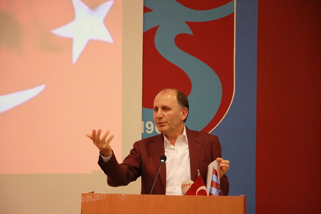 Muharrem Usta: 2010-2011 sezonunun şampiyonu Trabzonspor'dur
