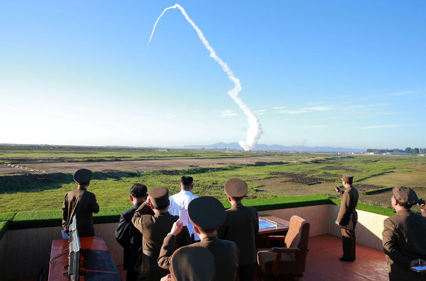 Kuzey Kore boş durmuyor! Bir füze daha...