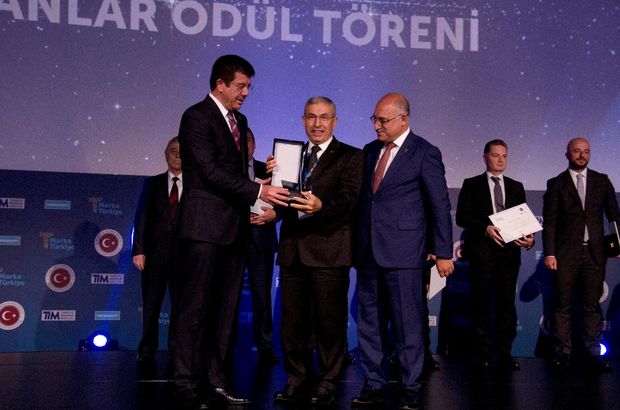Türkiye’nin eğitimde en iyi marka ödülü Bahçeşehir Üniversitesi’nin