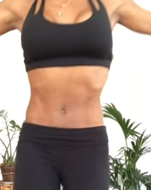 Alien yoga adı verilen göbek hareketi sosyal medyada trend oldu