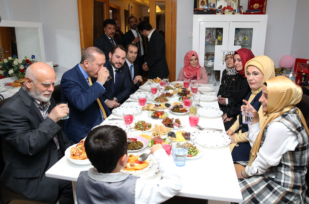 Cumhurbaşkanı Erdoğan, 15 Temmuz şehidi Cuma Dağ'ın evinde iftar yaptı
