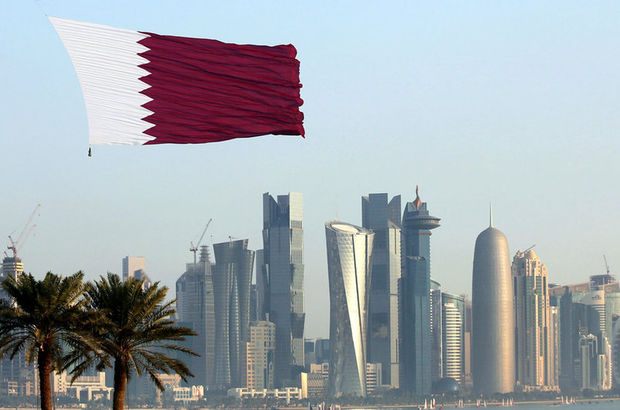 Katar, Yemen Büyükelçiliği çalışanlarına 48 saat süre verdi