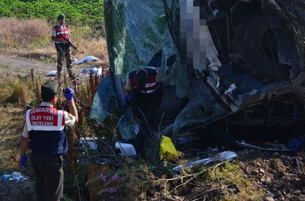 Balıkesir'de yolcu otobüsü devrildi: 47 yaralı