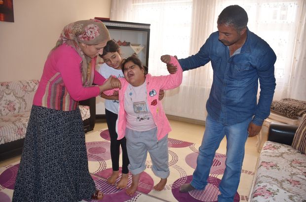 Bingöl'deki tekerlekli sandalyesi çalışan Ezgi Aslankıray'a bayram hediyesi