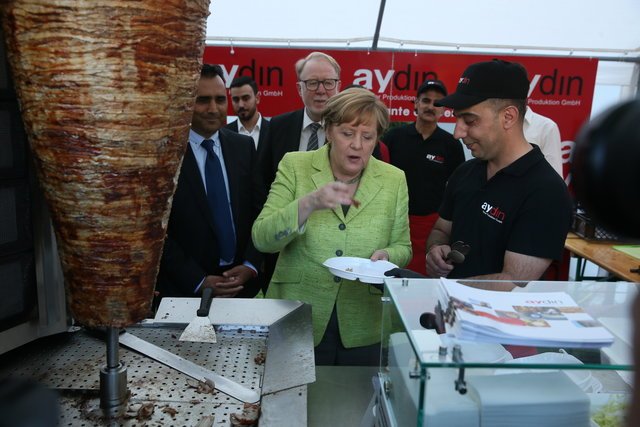 Almanya Başbakanı Merkel döner kesti | Dış Haberler